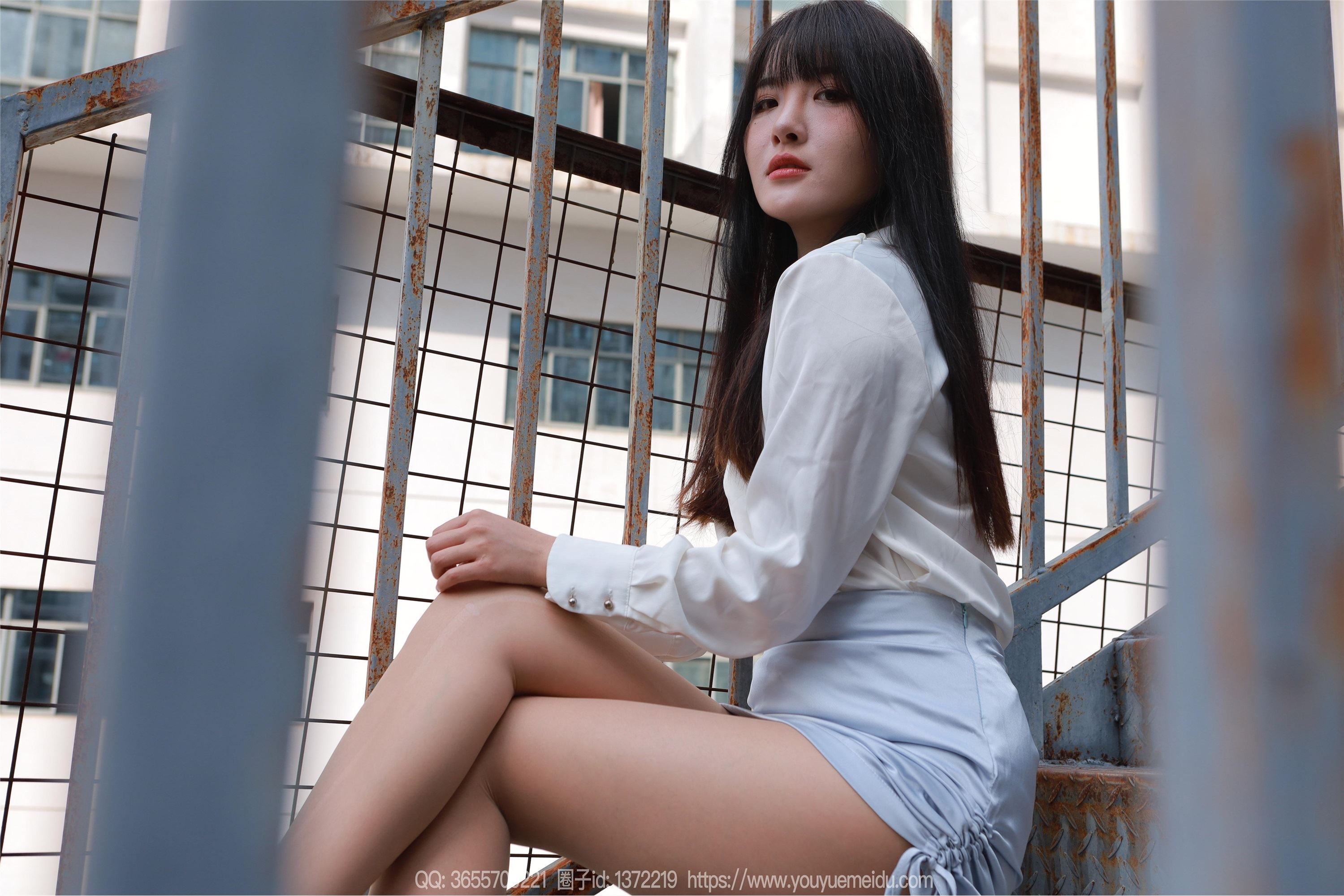 IESS异思趣向  2024.11.08 丝享家 1893 婉萍《蓝色短裙（上）》